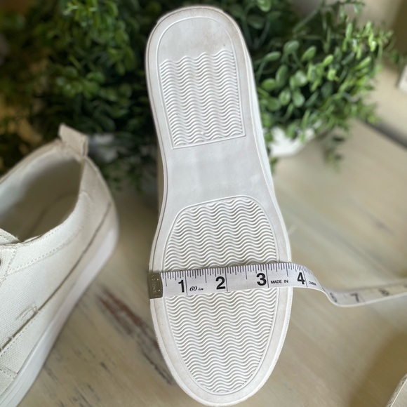 White canvas slip on sneakers - Picture 7 of 7